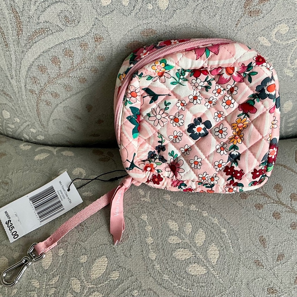 NWT Vera Bradley Mini Travel Case with Clip/Prairie Paisley